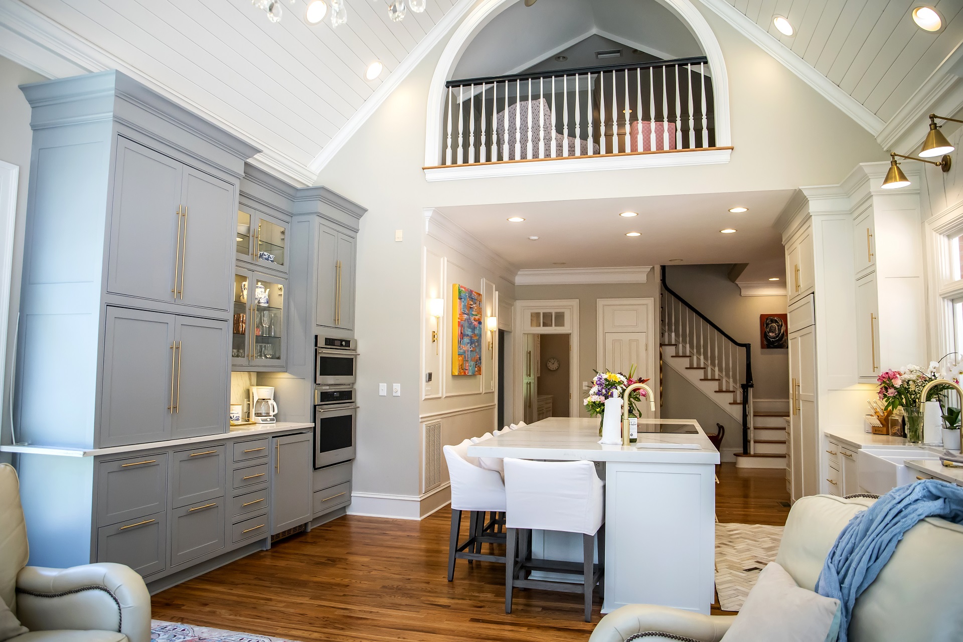 What is shiplap panelling?